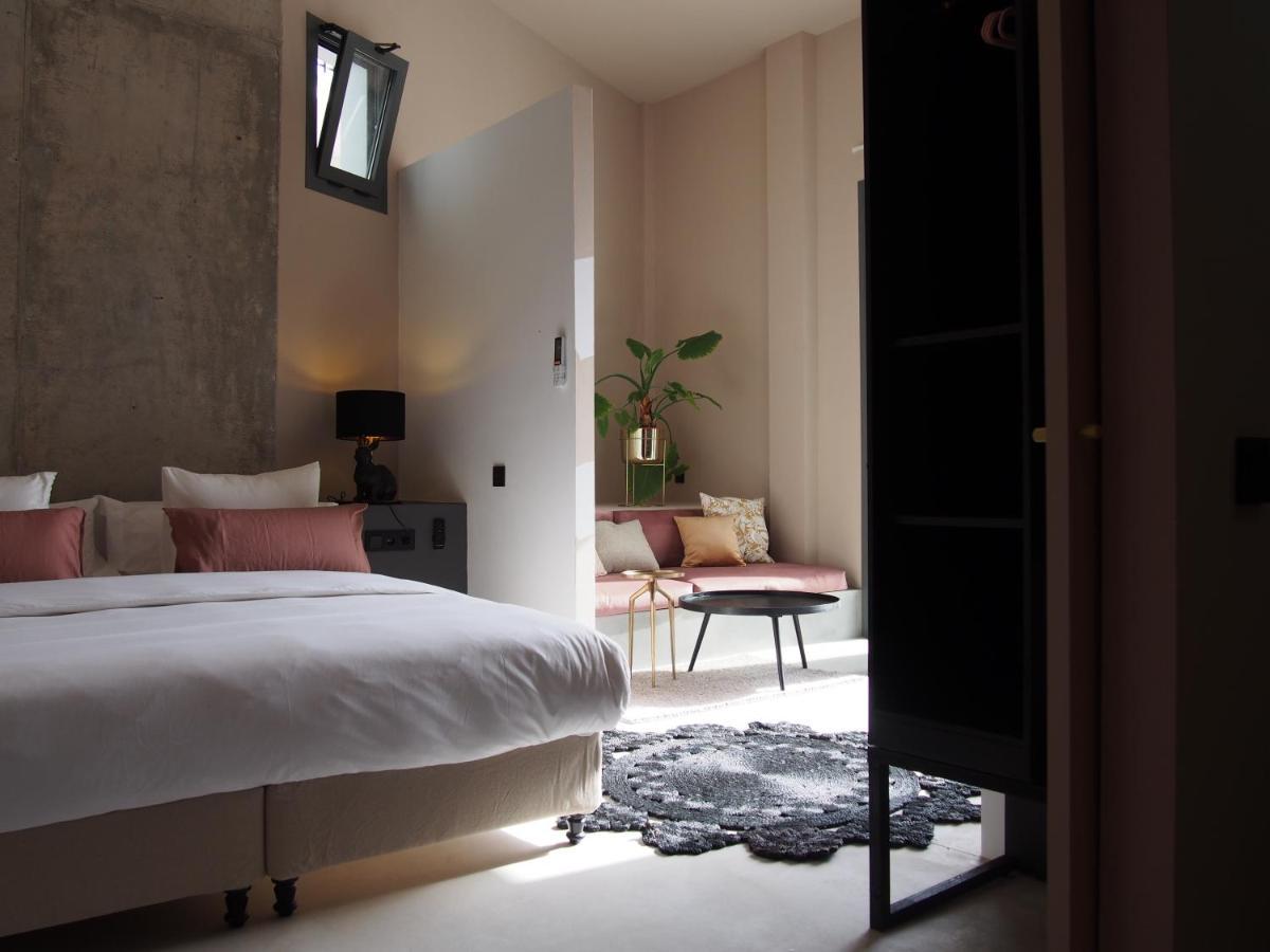 Suites 9 Malaga, Three Unique Suites With Private Plunge Pool Esterno foto